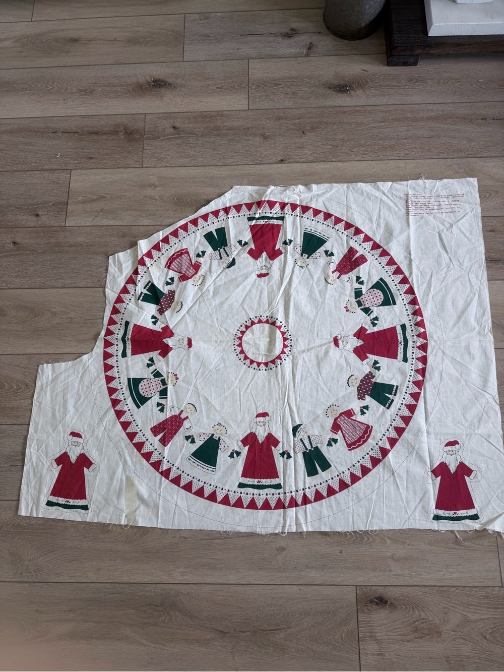 Vintage Santa Christmas Tree Skirt Fabric Panel DIY